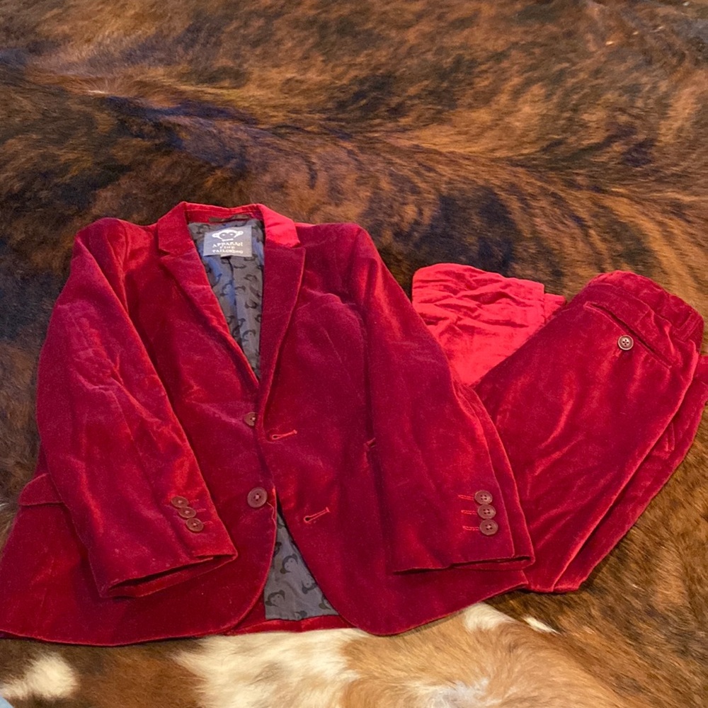 Red velvet boys suit set size 10